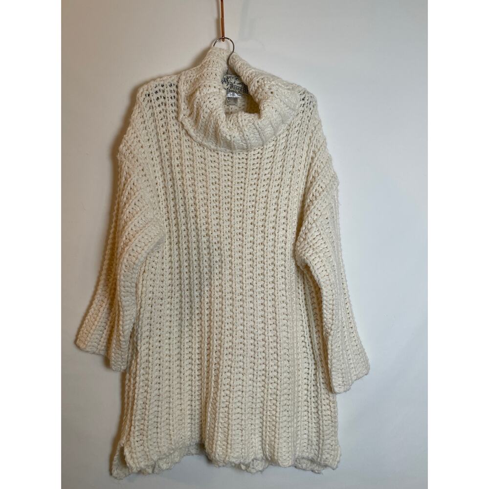 Venus Sweater Cream Sweater - Size‎ XL